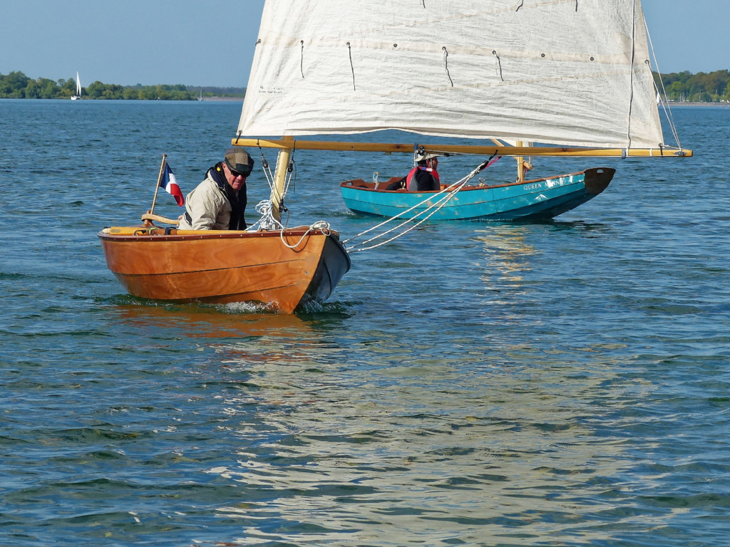 "La Marie Pupuce II" et "Queen Minnie". 