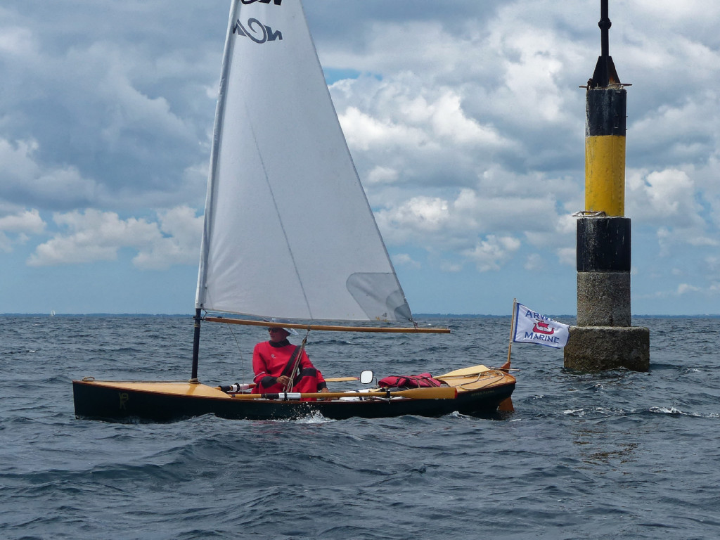Pierre sur Atipik, toujours aussi surprenant d'équilibre et de vitesse. 