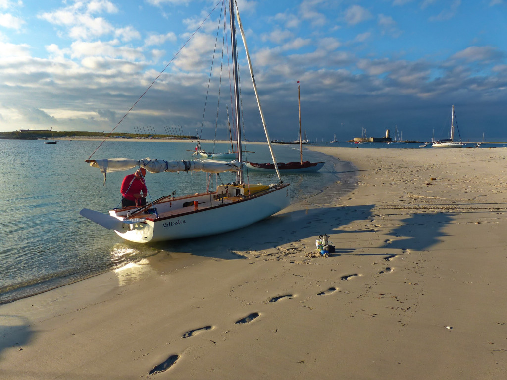 Au réveil, le "décabannage" est expédié rapidement après cette nuit peu réparatrice... 