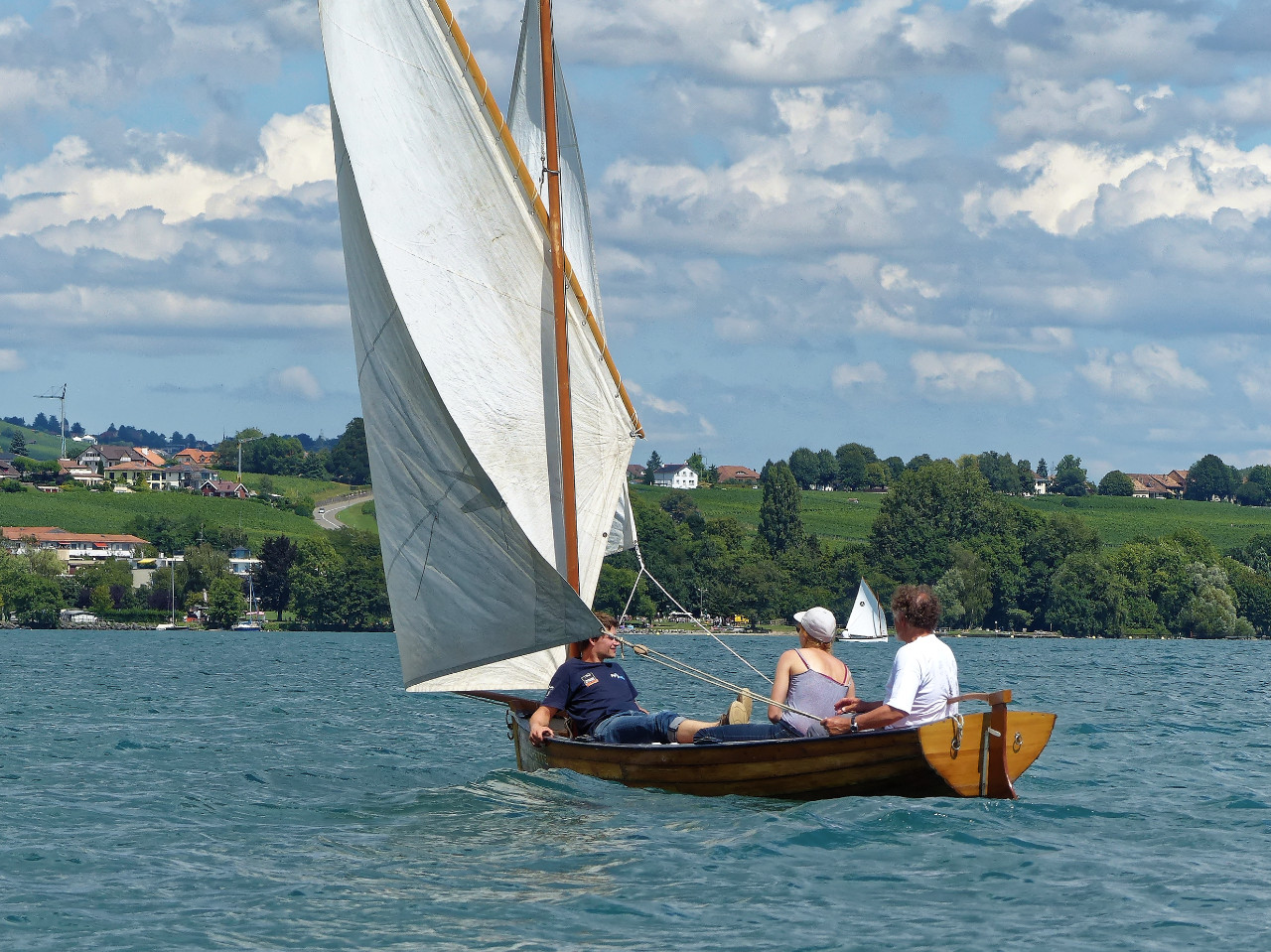 "Perchette" fut le bateau le plus rapide lors de la régate à l'aviron du dimanche matin, en double barré. 