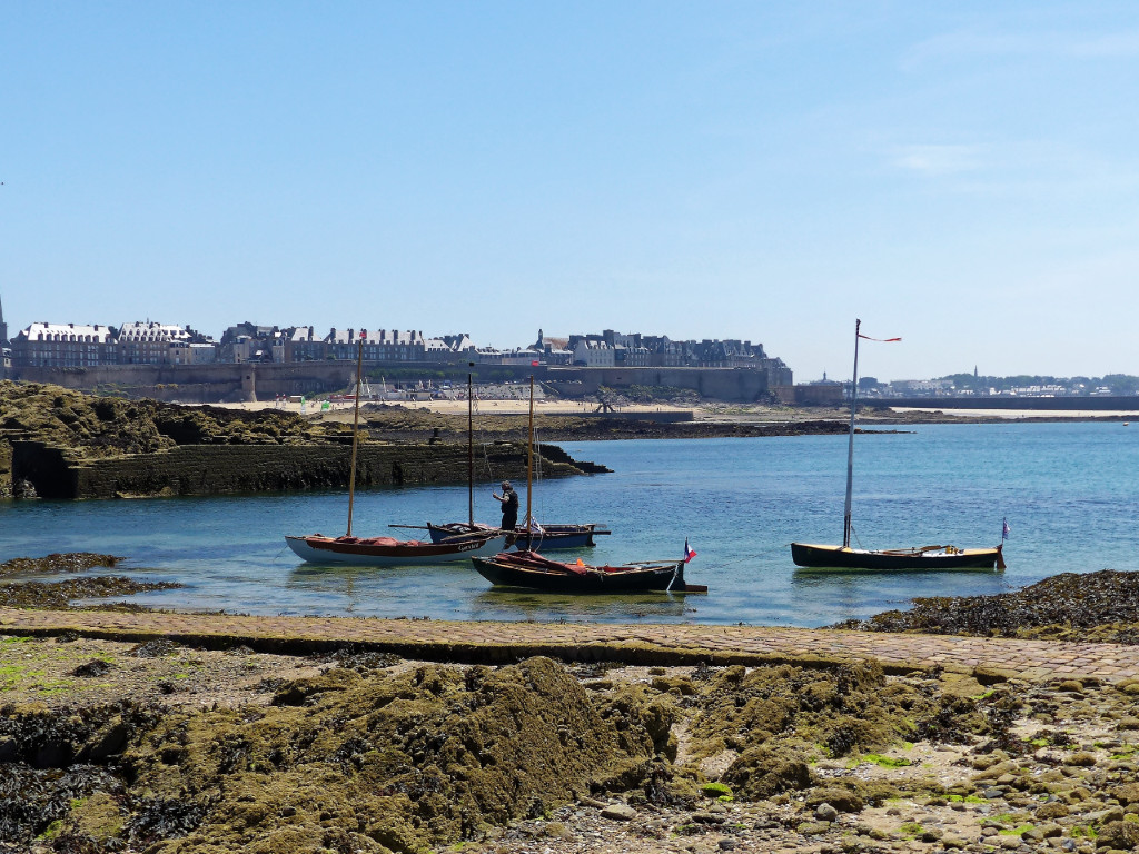 Cet angle permet d'avoir la ville close de Saint-MAlo en arrière-plan. 