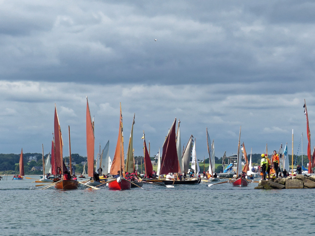 Passage de Berder à l'aviron à contre-courant : un sacré bazar ! 