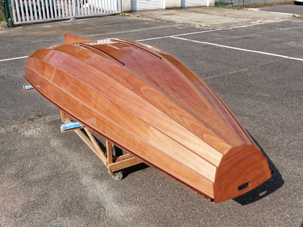 J'ai ensuite repris la construction du PassageMaker Dinghy. 