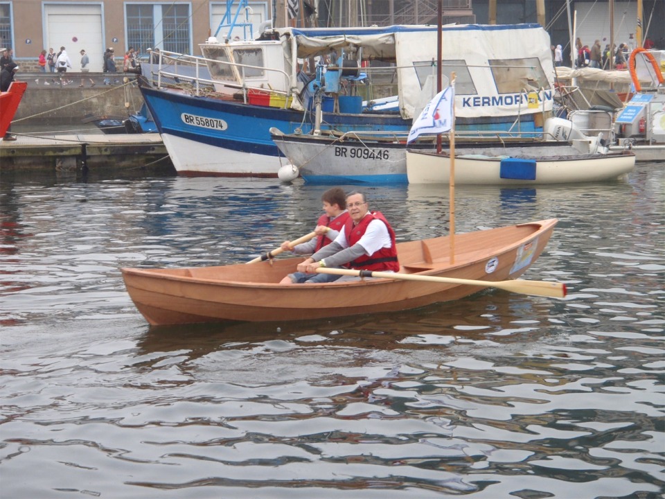 A deux sur le banc central, l'assiette est impeccable. 