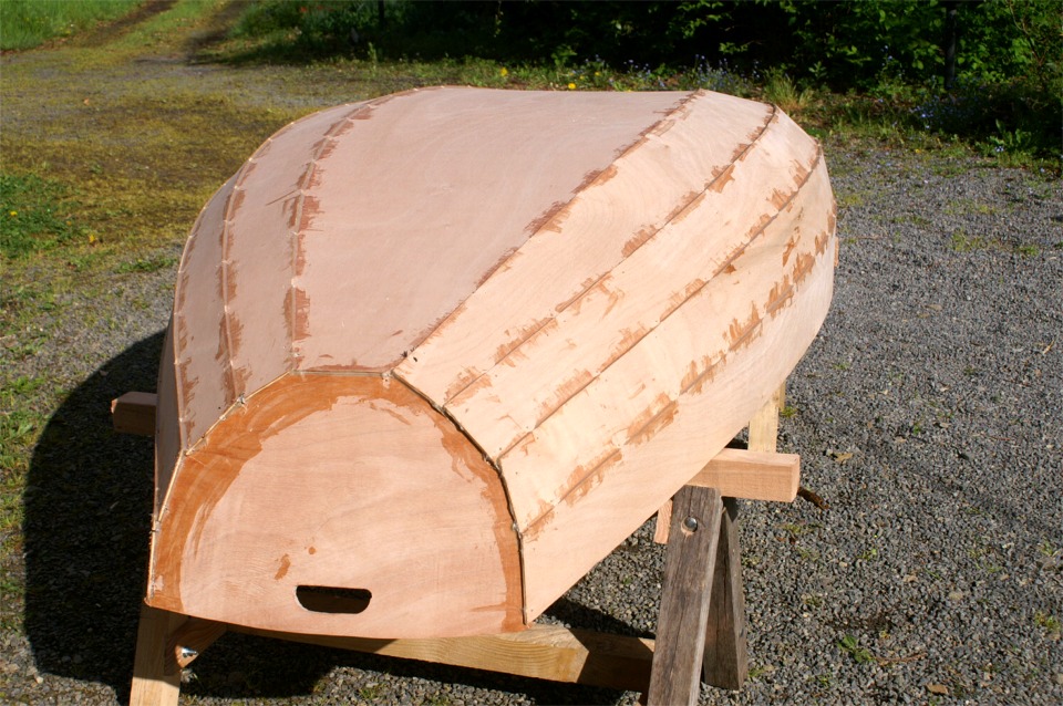 La "grande" aussi est coll&eacute;e, et Lo&iuml;c a pris un peu d'avance sur les jeunes : ses sutures sont d&eacute;j&agrave; extraites ! 