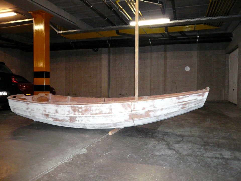 Patrick m'envoie de Belgique les 4 photos suivantes, qui montrent la s&eacute;paration des deux parties de son PassageMaker Dignhy embo&icirc;table. 