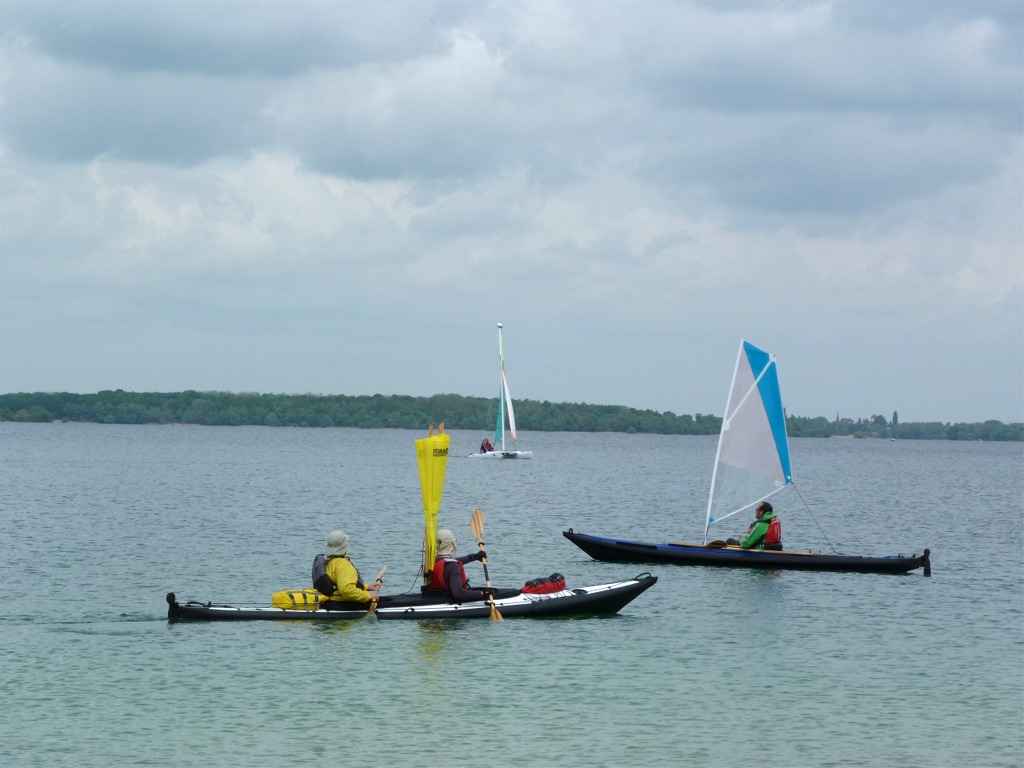 Et voici un second Grand Narak 550 : il s'agit de Piteraq avec sa voile en éventail. 