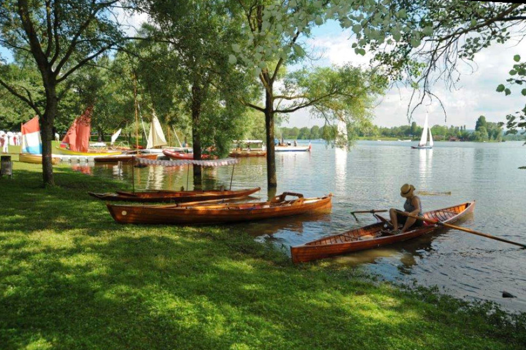 Un autre rassemblement que j'avais zapp&eacute;, mais c'est parce qu'il est nouveau ! Organis&eacute; par la Base de Loisirs de Poses et l'association Sequana, il aura lieu les 11 et 12 mai prochains &agrave; Poses, sur la Seine en amont de Rouen. Informations aupr&egrave;s de Sequana. 