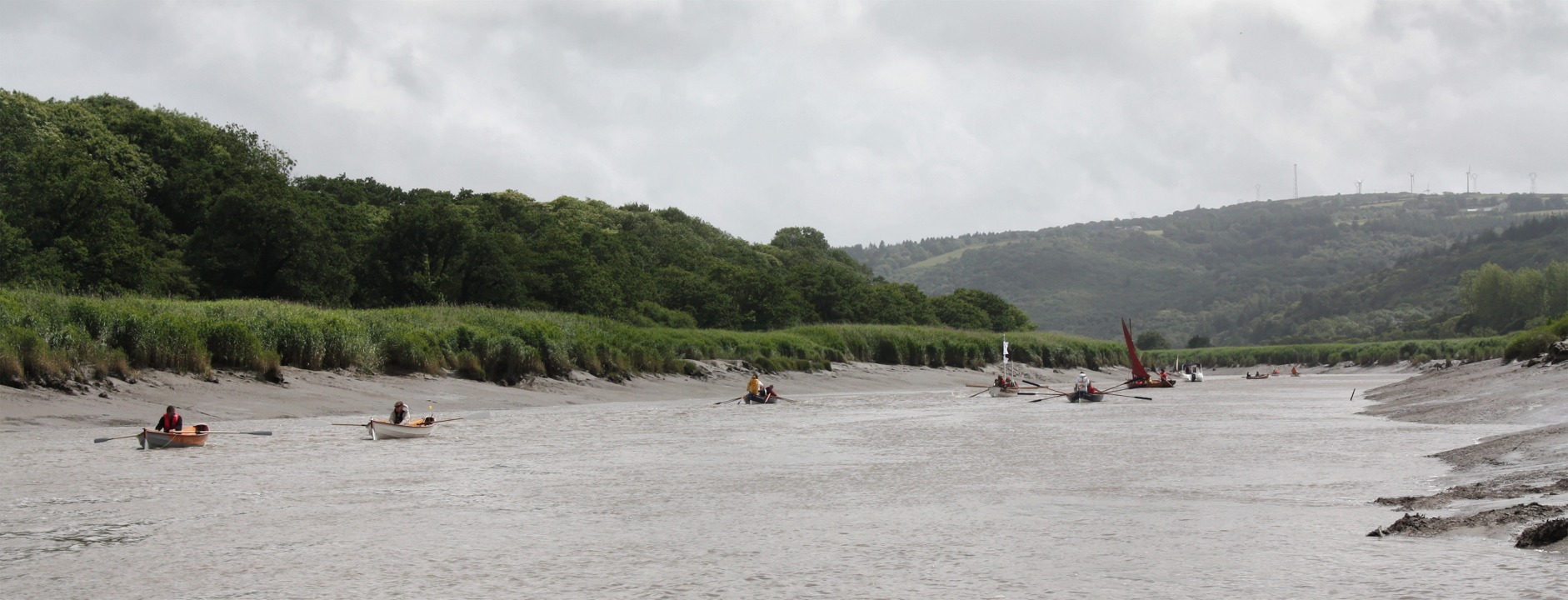 Presque aussi peu de voiles que de soleil sur ce rassemblement voile-aviron... 