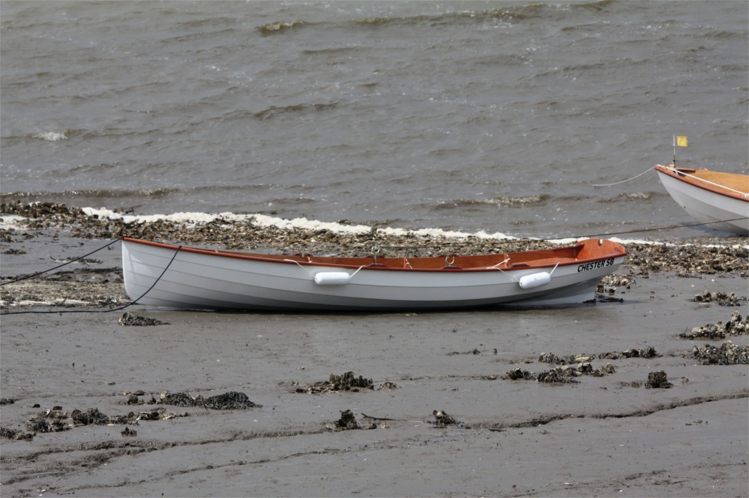 Pierre a fait un superbe travail avec la construction du kit de sa Yole de Chester. Ce kit fut le second vendu par Arwen Marine, fin 2007... Voil&agrave; qui nous rajeunit, tout &agrave; coup ! 