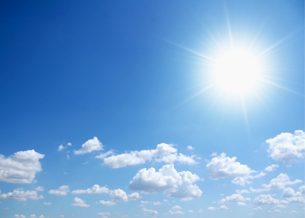 Le revoila ! C'est enfin le retour du Soleil, apr&egrave;s des mois d'absence, on commen&ccedil;ait &agrave; se d&eacute;sesp&eacute;rer... Du coup, pas besoin d'apporter de pic &agrave; glace pour notre rassemblement au lac d'Orient, ce week-end ! La temp&eacute;rature sera un peu fra&icirc;che, mais le soleil est garanti, accompagn&eacute; d'une bonne brise de nord-est comme vous pouvez le voir ici. Avis aux amateurs : j'apporterai un kayak double "Grand Narak" de chez Nautiraid, que vous pourrez tester samedi et dimanche. 