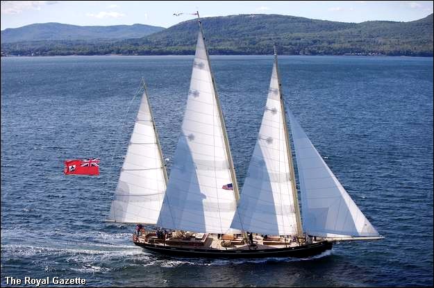 Spirit of Bermuda, récente réplique d'une goëlette des Bermudes des années 1810 à 1840