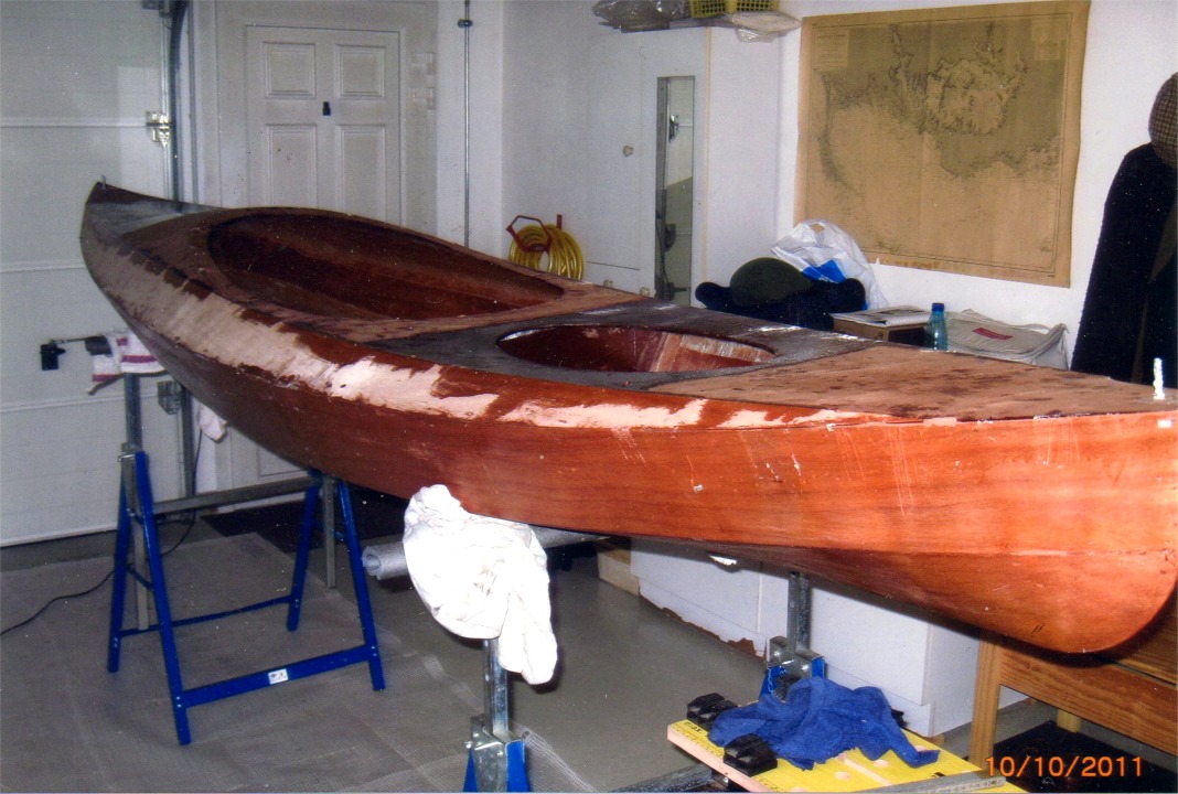 Apr&egrave;s le collage, la bande adh&eacute;sive a disparu et le Wood Duck commence &agrave; avoir fi&egrave;re allure ! 