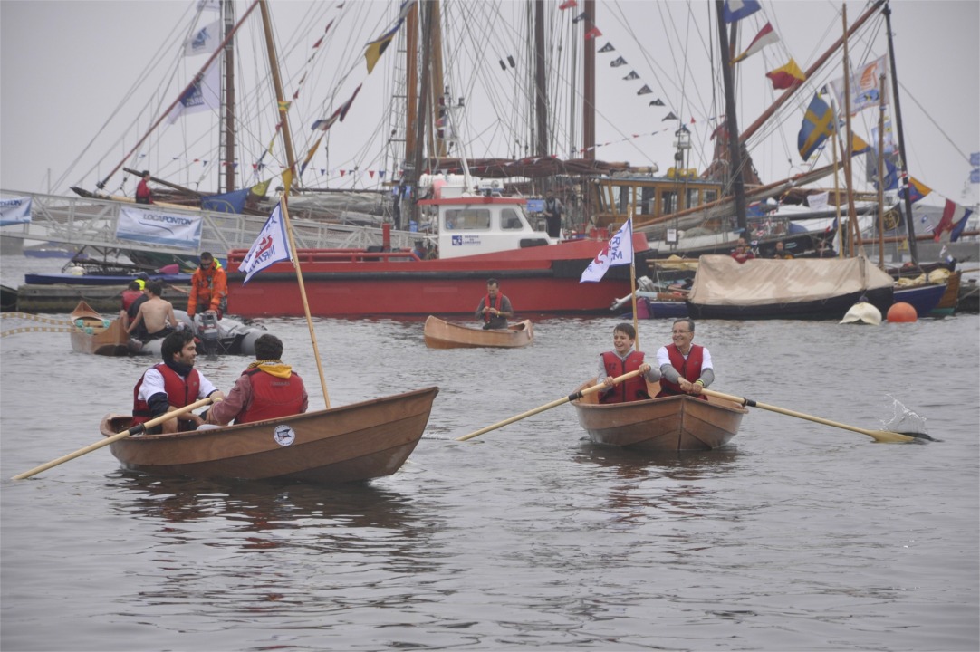 Construire plusieurs bateaux du même modèle ensemble ajoute une petite touche d'émulation et de camaraderie. 